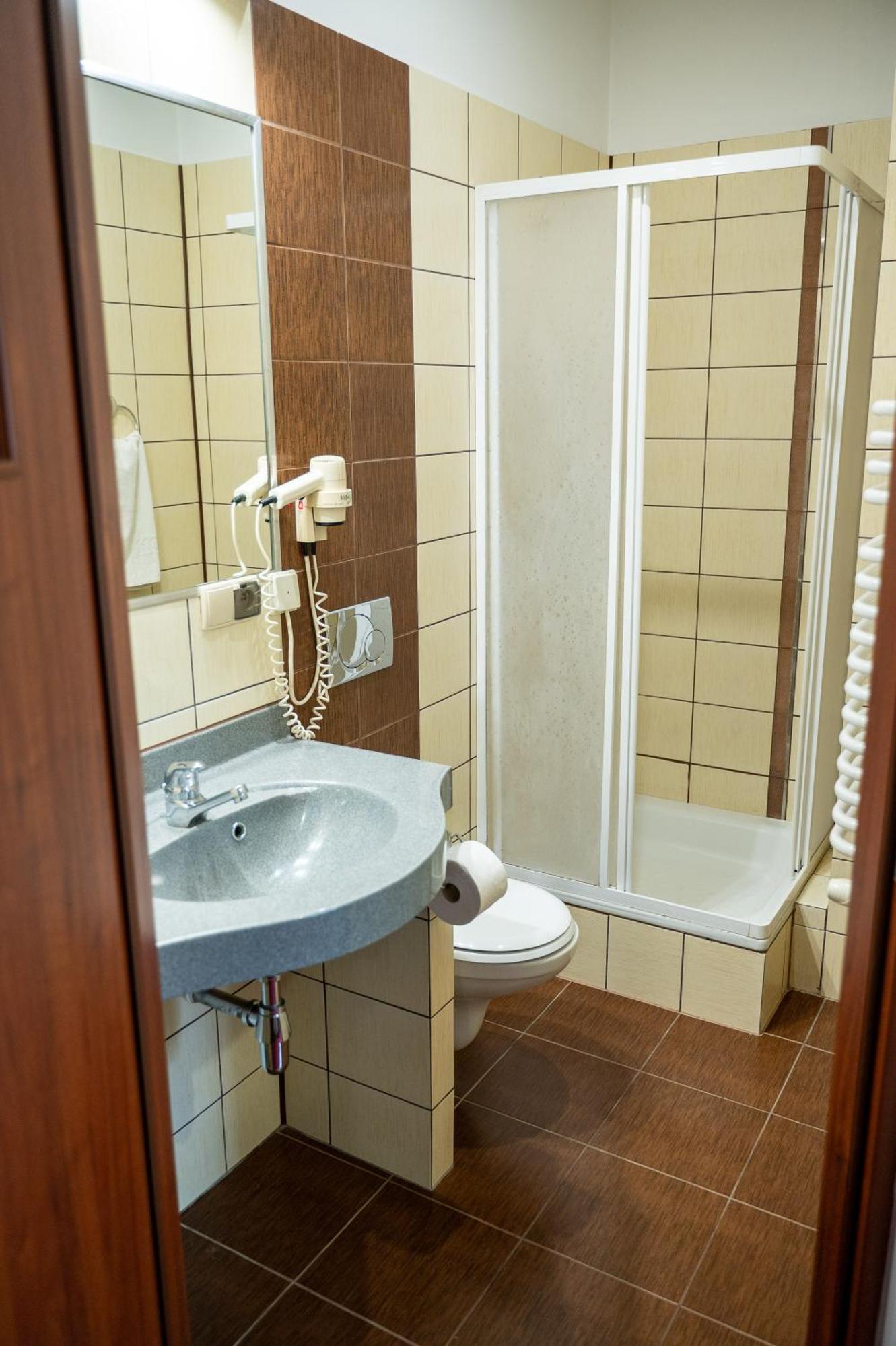 Dwor Wapowce Hotel Luaran gambar