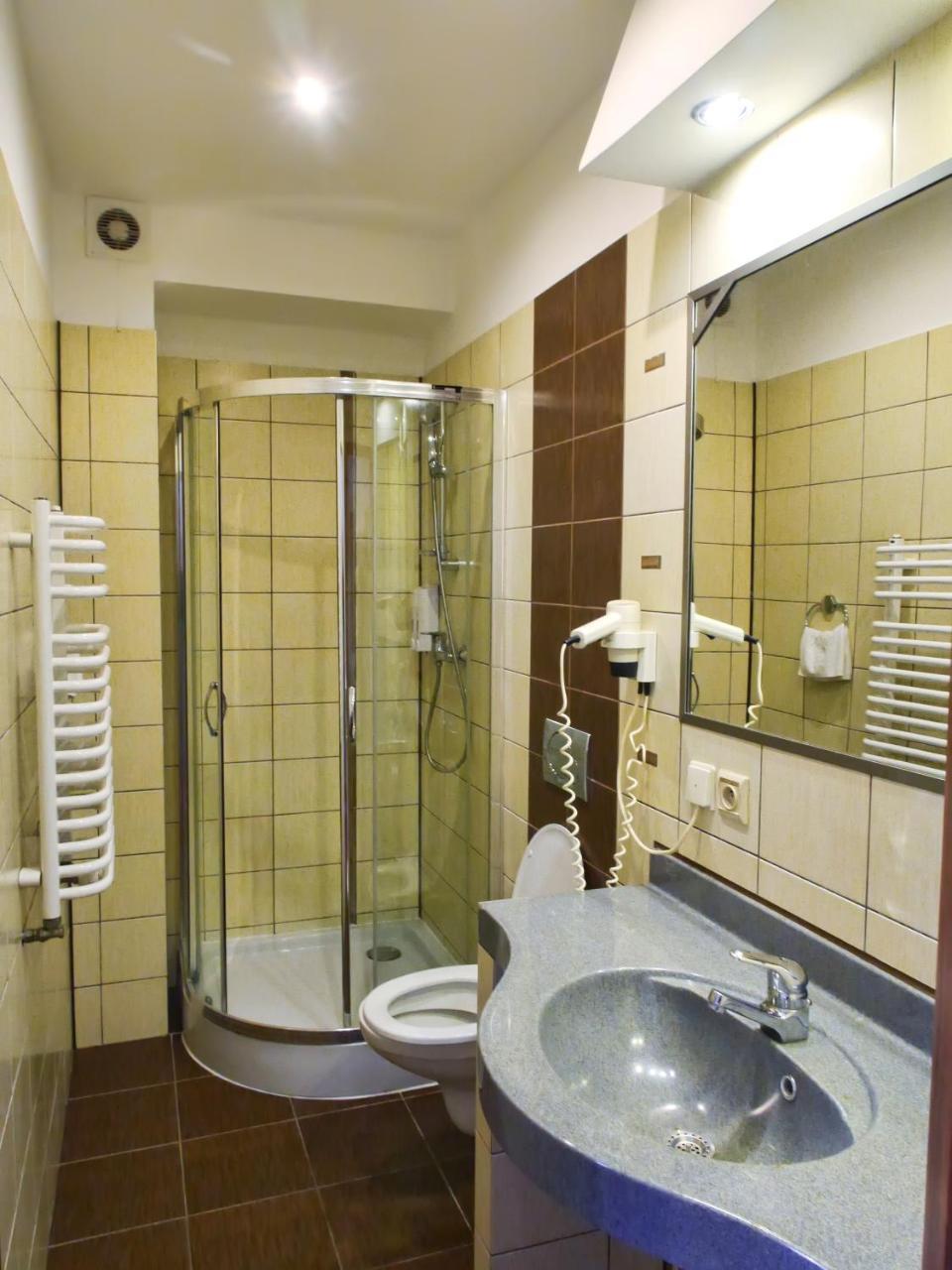 Dwor Wapowce Hotel Luaran gambar